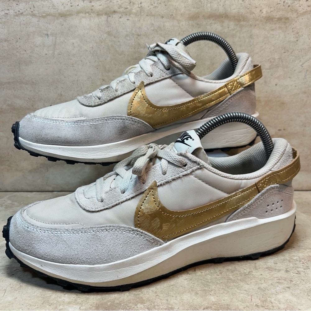 Nike Waffle Debut Summit White Metallic Gold‎ Sneakers FD0555-100 Womens 8.5